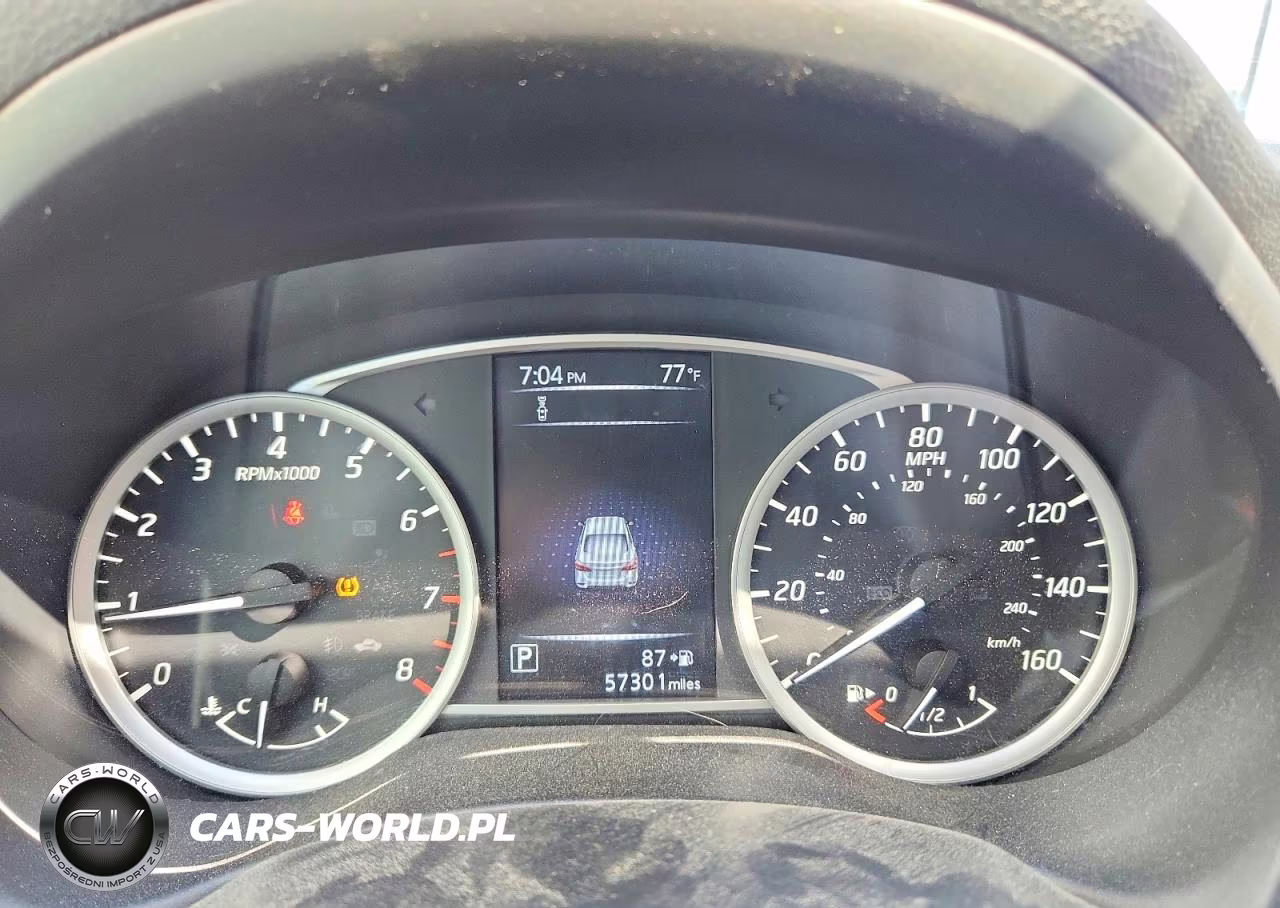 2018 Nissan Sentra S VIN:3N1AB7AP8JY209824 - 9