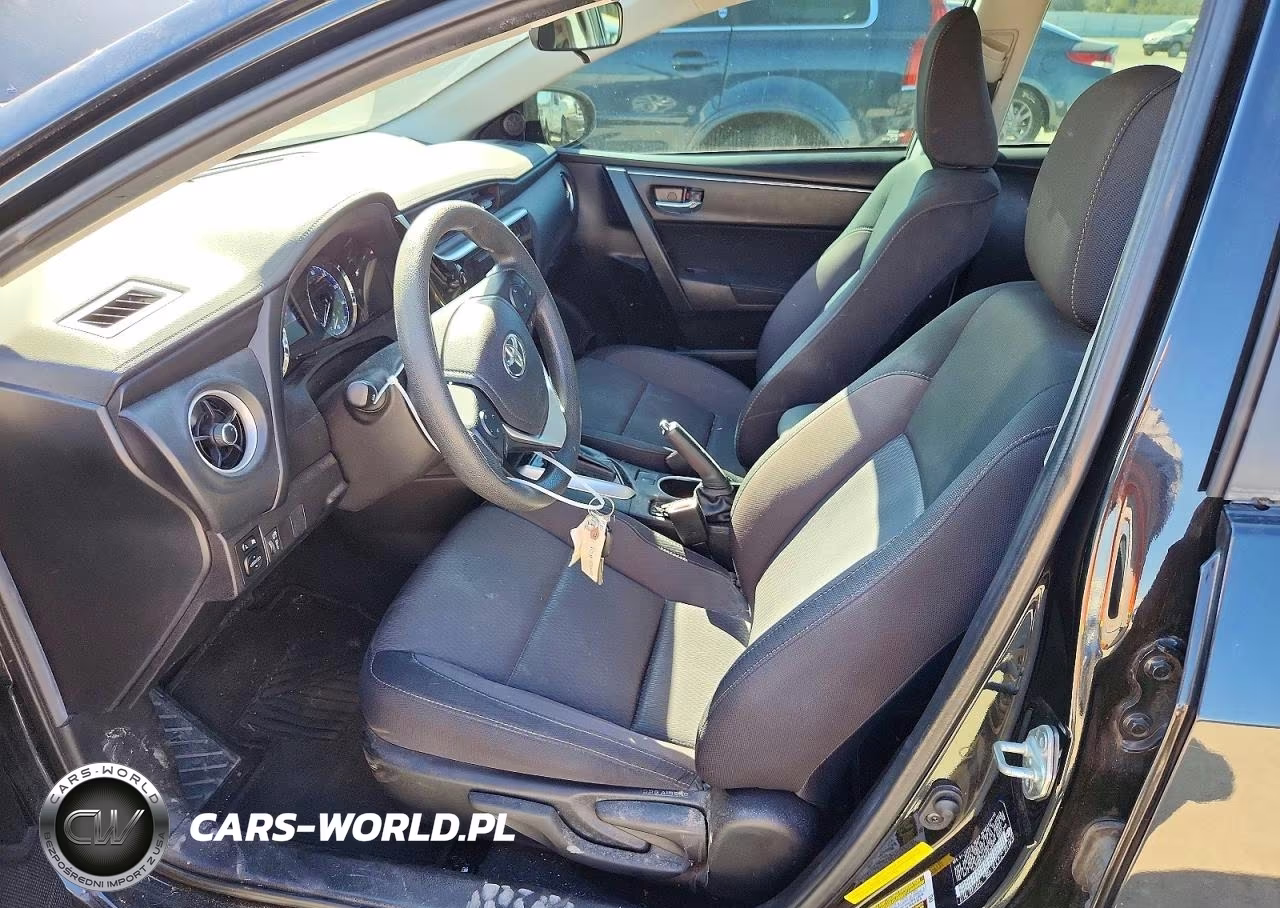 2019 Toyota Corolla Le VIN:5YFBURHE9KP879847 - 7