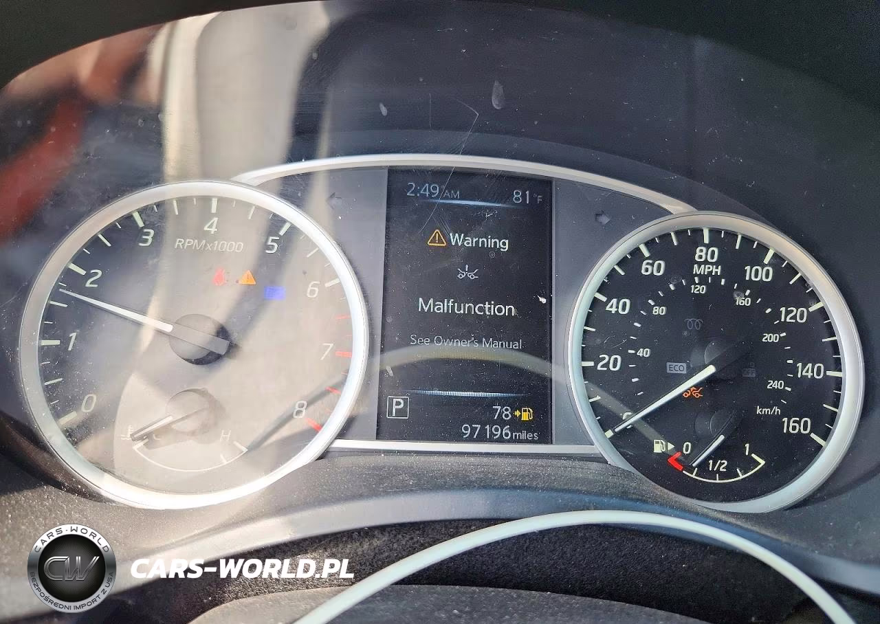 2018 Nissan Sentra S VIN:3N1AB7AP2JY222617 - 9