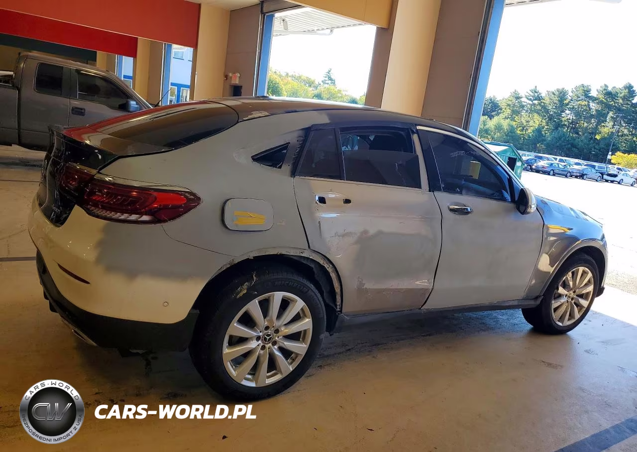 2021 Mercedes-Benz Glc 300 4Matic Coupe VIN:W1N0J8EB5MF948170 - 3
