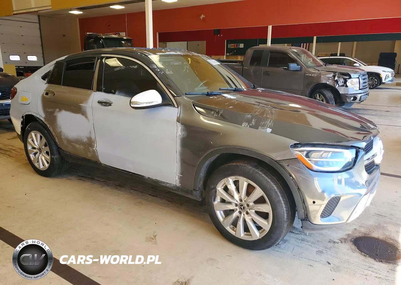 2021 Mercedes-Benz Glc 300 4Matic Coupe VIN:W1N0J8EB5MF948170 - 4