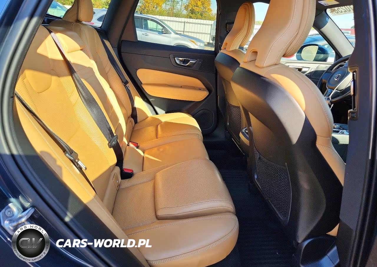 2021 Volvo Xc60 T6 Inscription VIN:YV4A22RL1M1676476 - 10