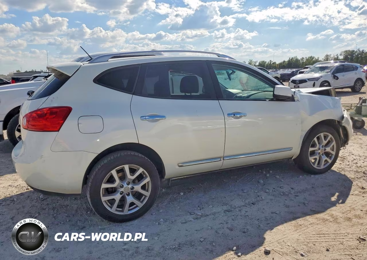 2011 Nissan Rogue S VIN:JN8AS5MT8BW176878 - 3