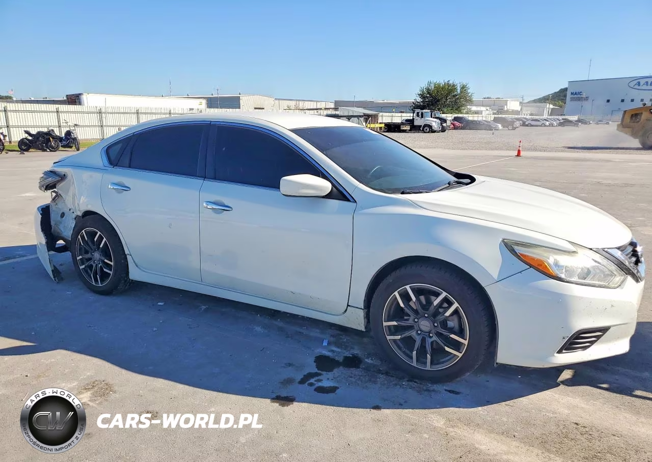 2018 Nissan Altima 2.5 S VIN:1N4AL3AP9JC211101 - 4