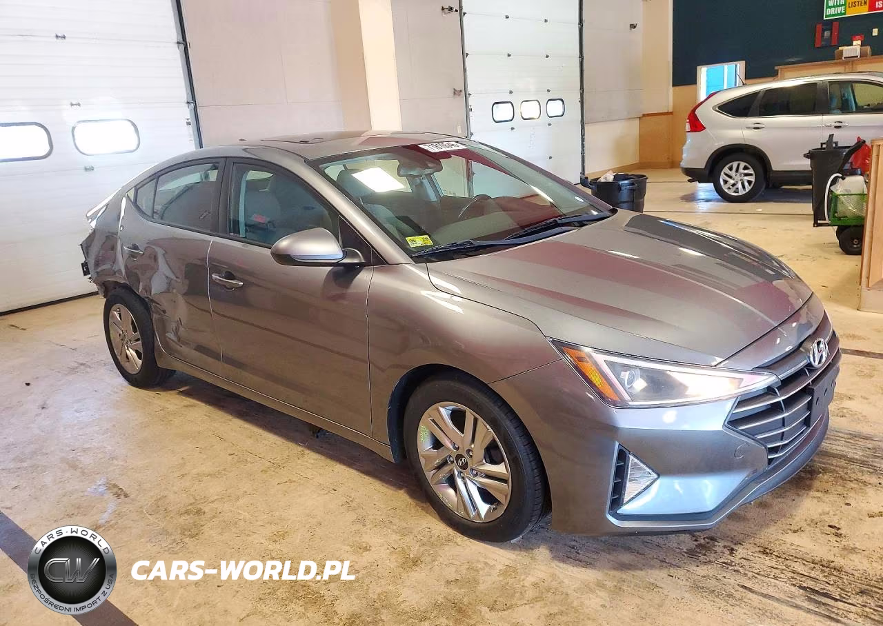 2019 Hyundai Elantra Value Edition VIN:KMHD84LFXKU874543 - 4