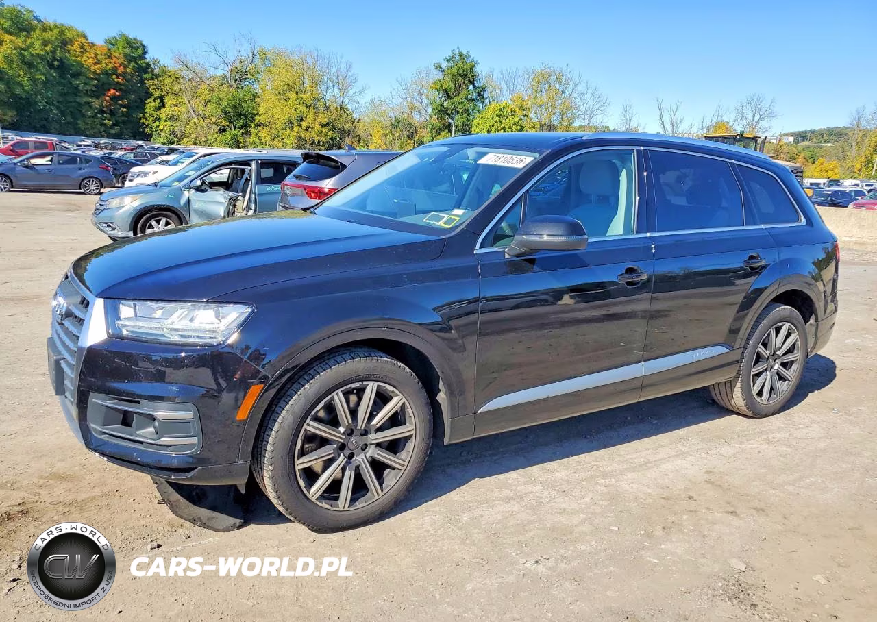 2018 Audi Q7 Premium Plus VIN:WA1LAAF70JD005711 - 1