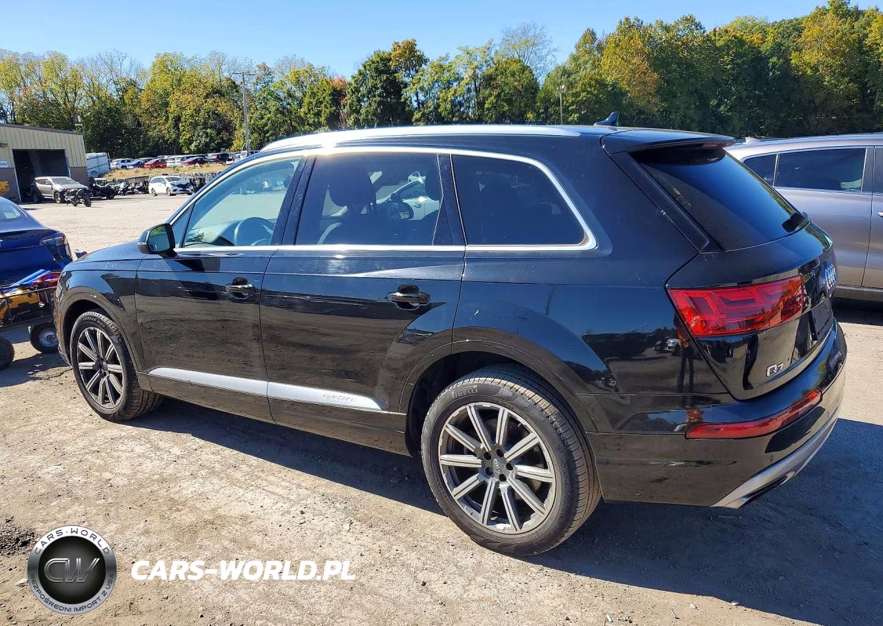 2018 Audi Q7 Premium Plus VIN:WA1LAAF70JD005711 - 2
