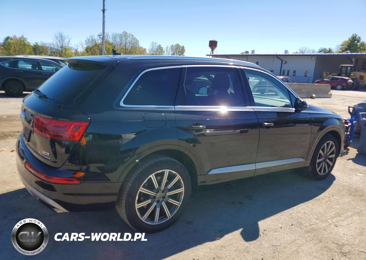2018 Audi Q7 Premium Plus VIN:WA1LAAF70JD005711 - 3