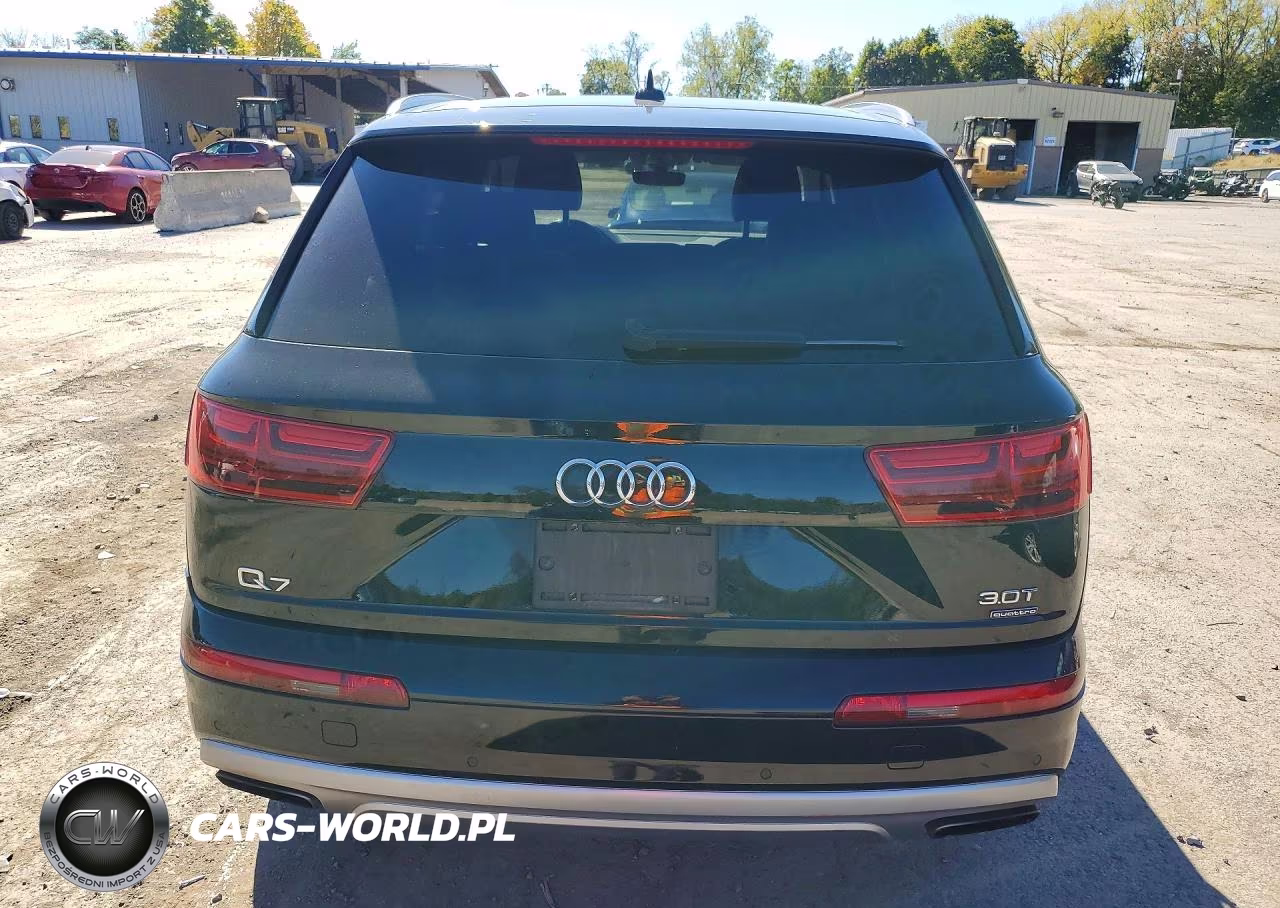 2018 Audi Q7 Premium Plus VIN:WA1LAAF70JD005711 - 6