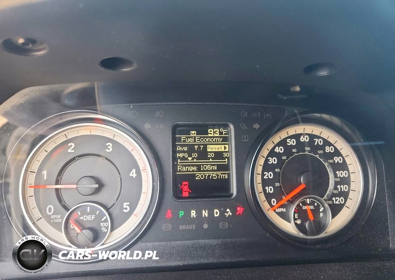 2018 Ram 2500 St VIN:3C6UR5HLXJG277911 - 9