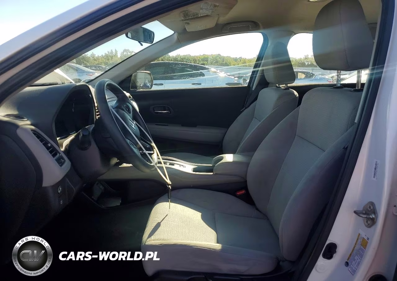2019 Honda Hr-V Lx VIN:3CZRU5H33KM723035 - 7
