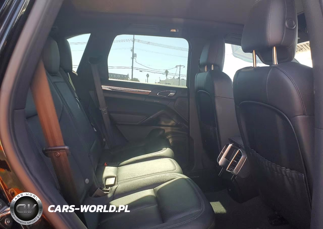 2016 Porsche Cayenne VIN:WP1AA2A25GKA13191 - 11