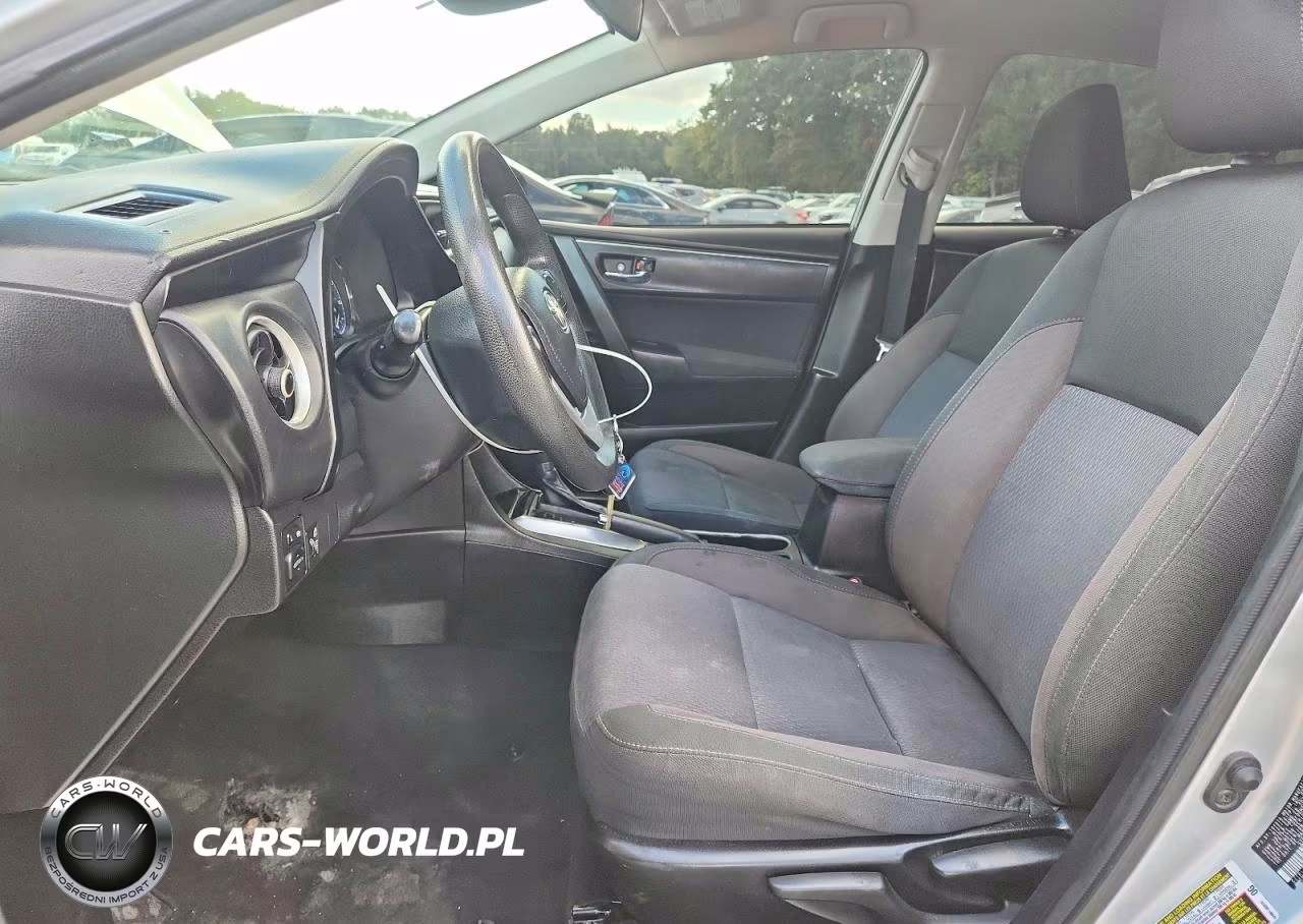 2019 Toyota Corolla L VIN:5YFBURHE8KP889382 - 7