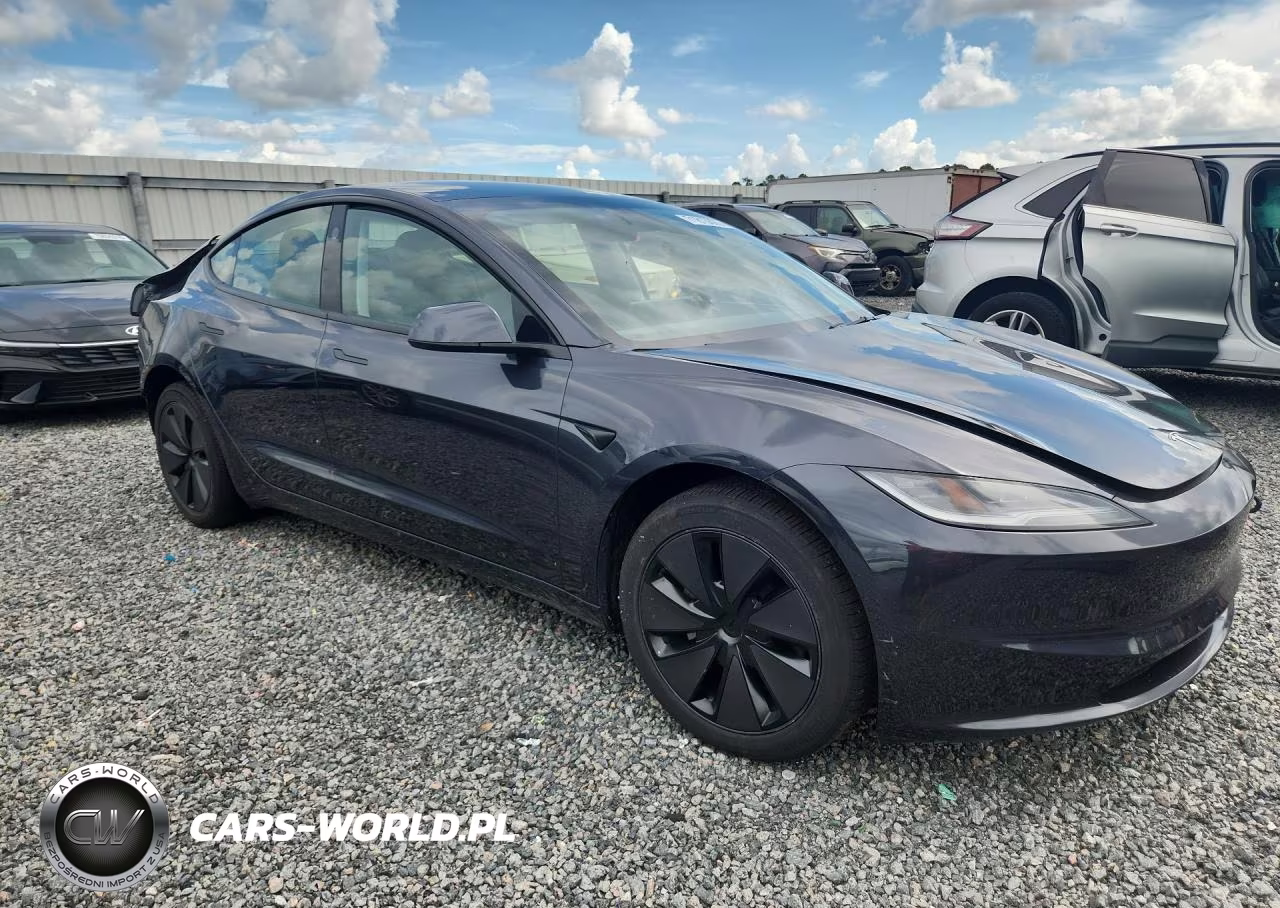 2024 Tesla Model 3 VIN:5YJ3E1EA9RF871600 - 4