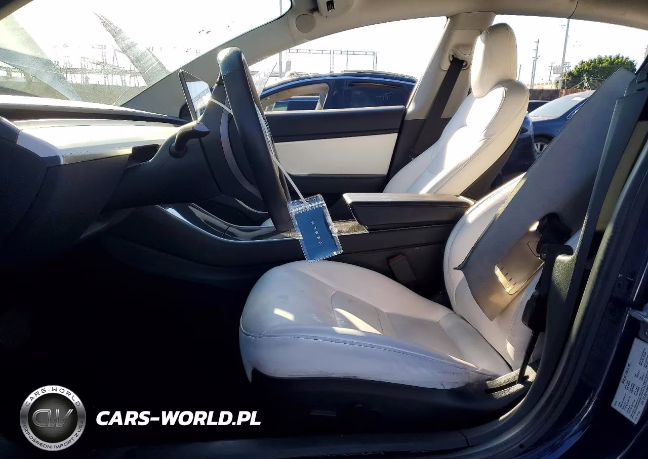 2019 Tesla Model 3 VIN:5YJ3E1EA3KF543076 - 7