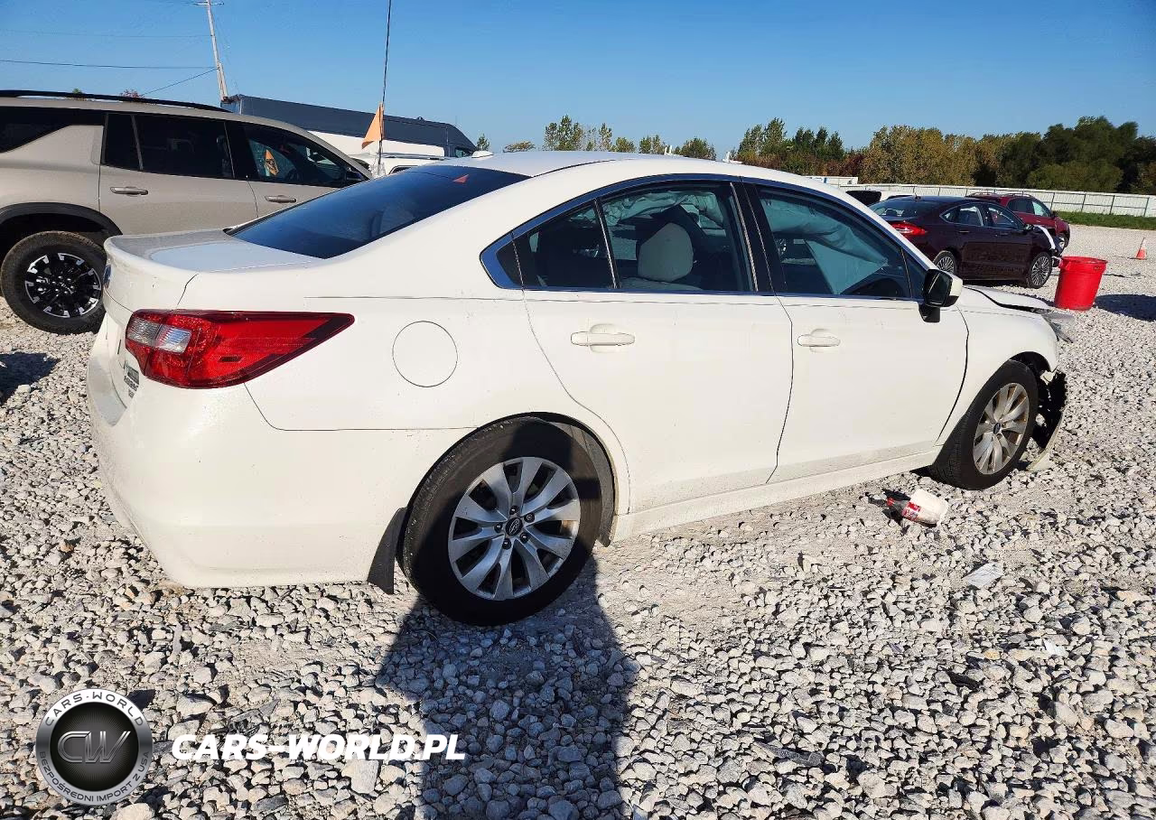 2015 Subaru Legacy 2.5I Premium VIN:4S3BNAD66F3070902 - 3