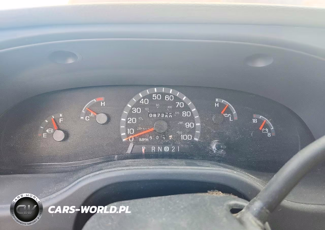 2003 Ford Econoline E150 Van VIN:1FDRE14W13HA63493 - 9