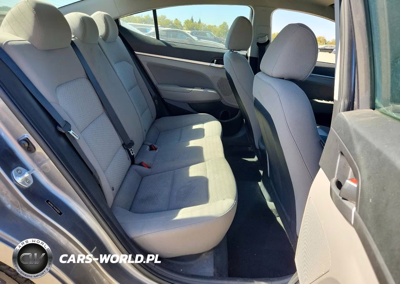 2019 Hyundai Elantra Sel VIN:5NPD84LF7KH403819 - 10