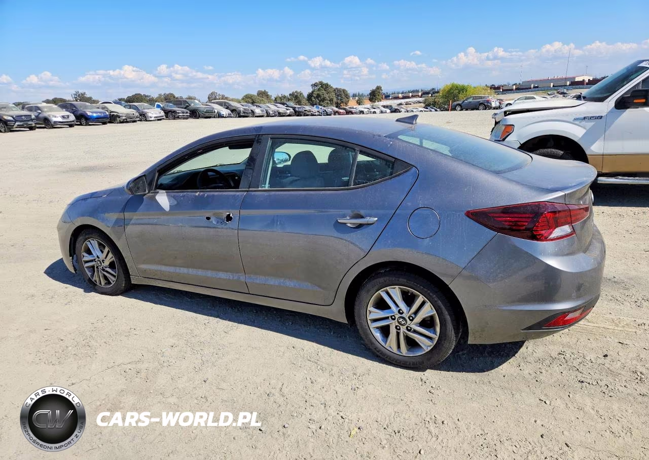 2019 Hyundai Elantra Sel VIN:5NPD84LF7KH403819 - 2