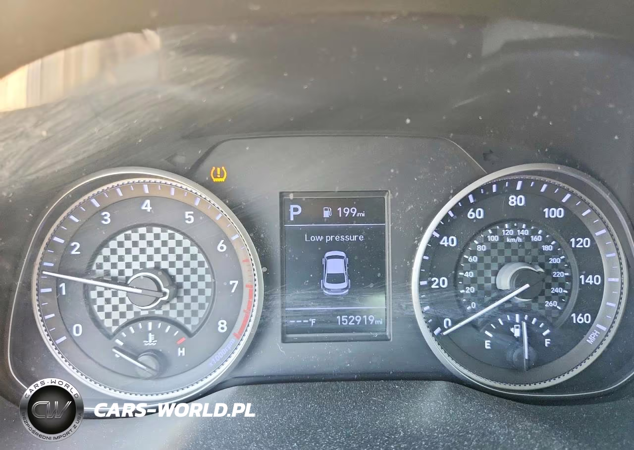 2019 Hyundai Elantra Sel VIN:5NPD84LF7KH403819 - 9