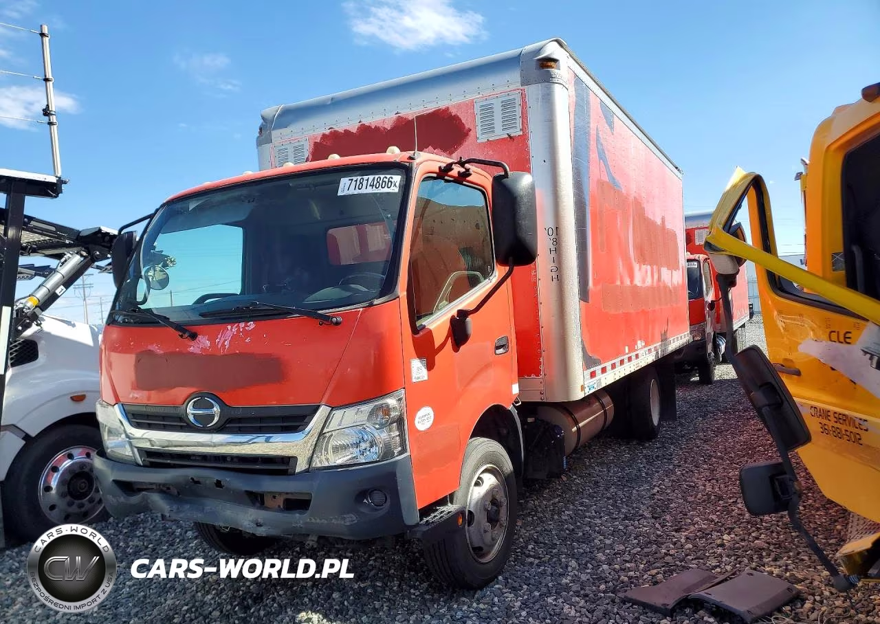 2017 Hino 195 Box Truck – zdjęcie 1 z 13