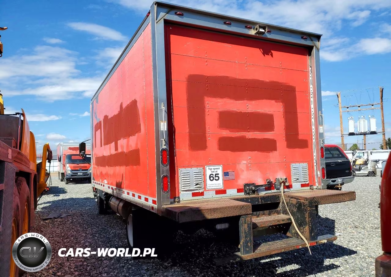 2017 Hino 195 Box Truck VIN:JHHSDM2H4HK005853 - 2