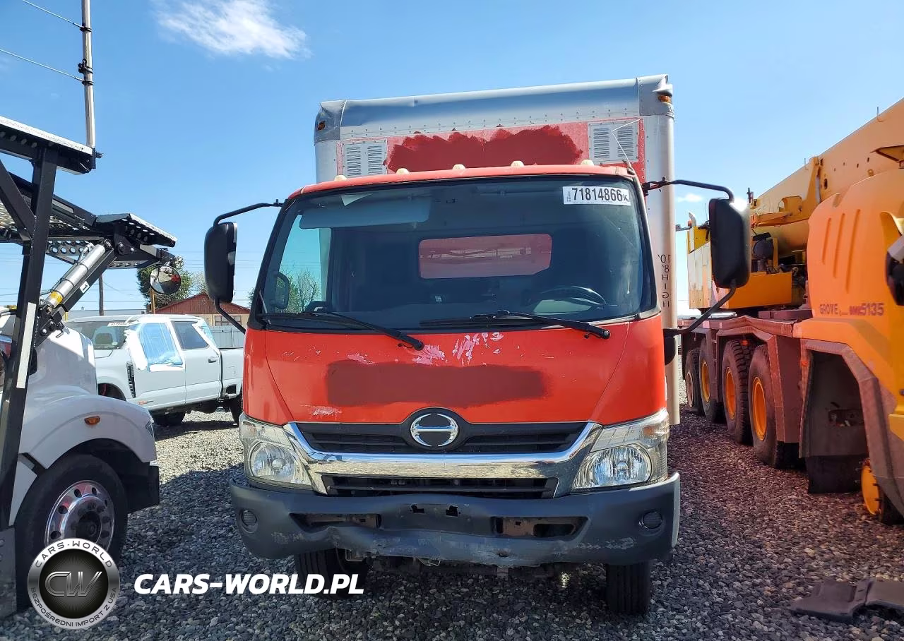 2017 Hino 195 Box Truck VIN:JHHSDM2H4HK005853 - 5
