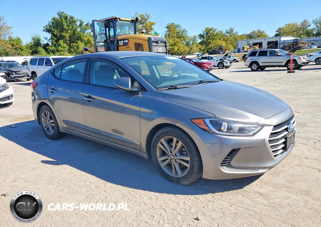 2018 Hyundai Elantra Sel VIN:5NPD84LF0JH251929 - 4