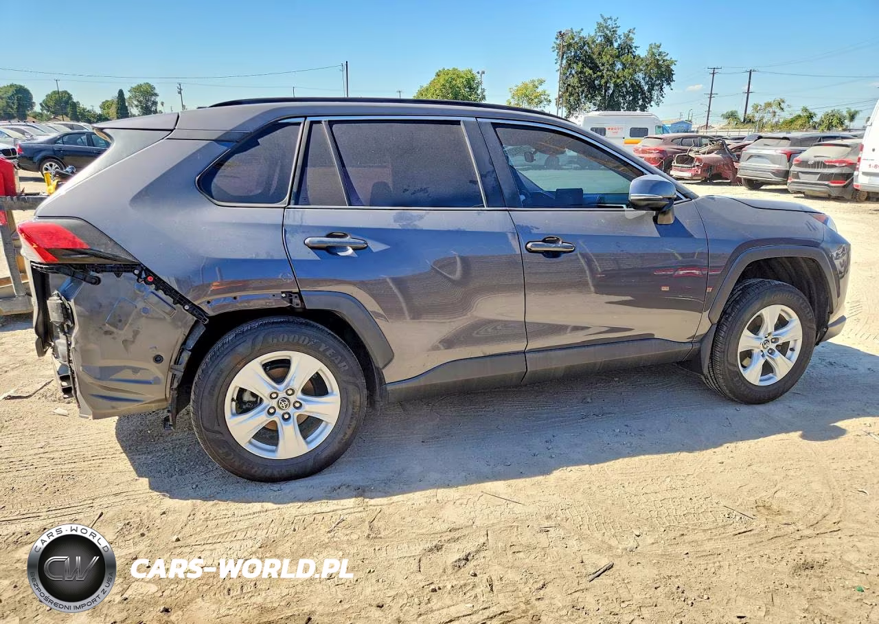 2020 Toyota Rav4 Xle VIN:2T3W1RFV1LW076888 - 3