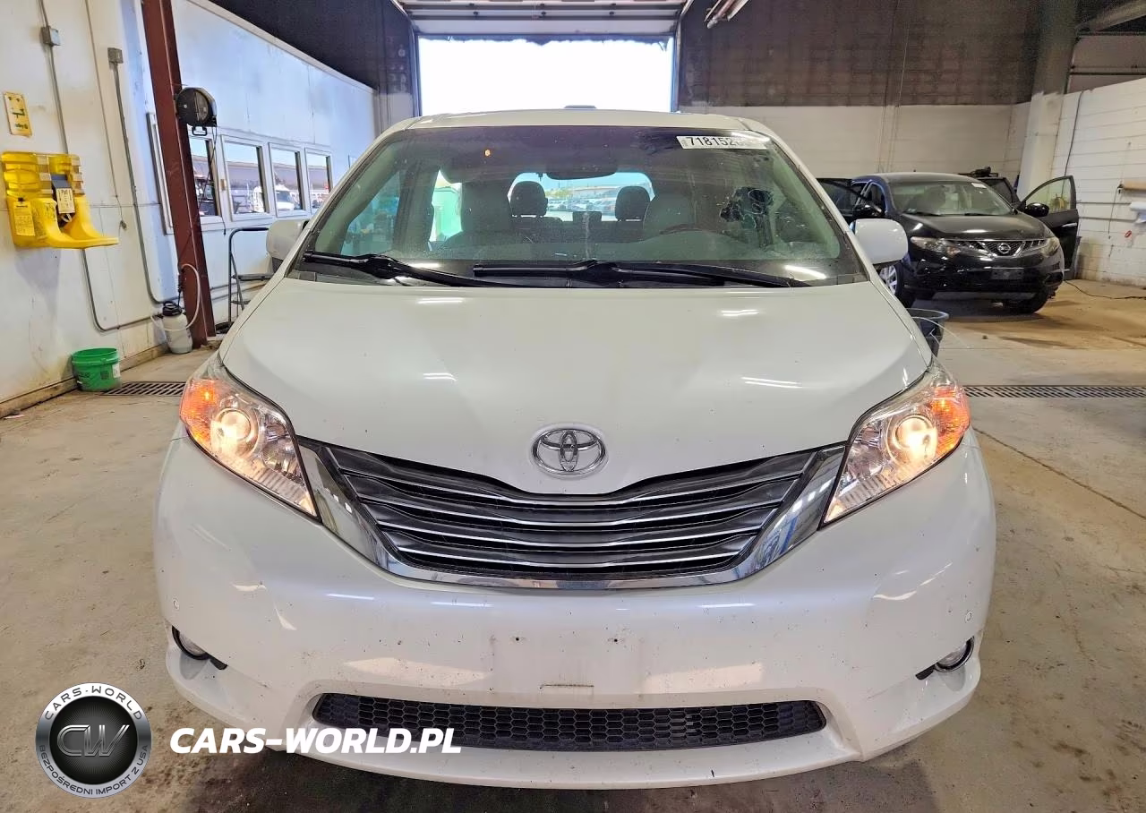 2011 Toyota Sienna Limited 7-Passenger VIN:5TDYK3DCXBS122884 - 5