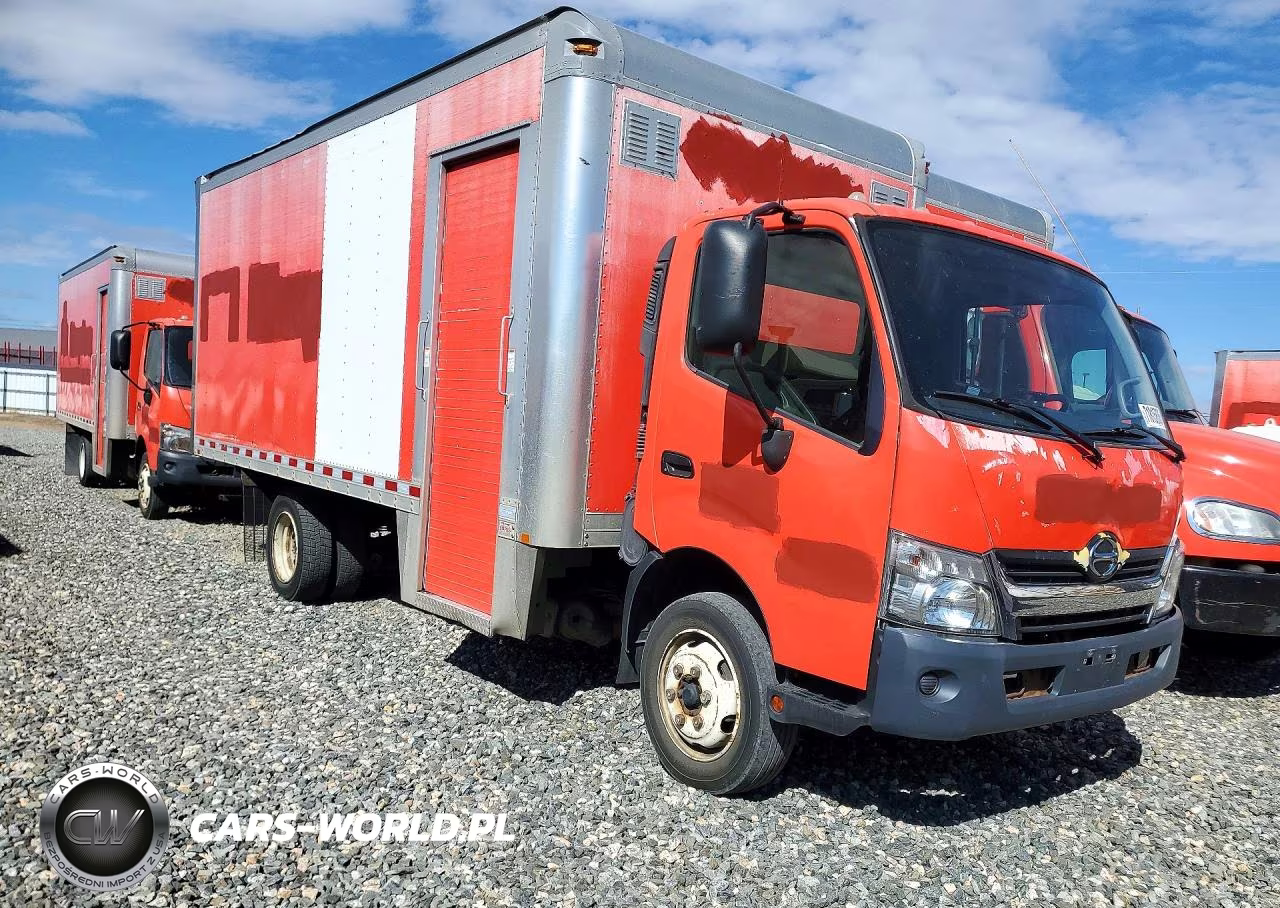 2018 Hino 195 Box Truck VIN:JHHSDM2H8JK006249 - 4