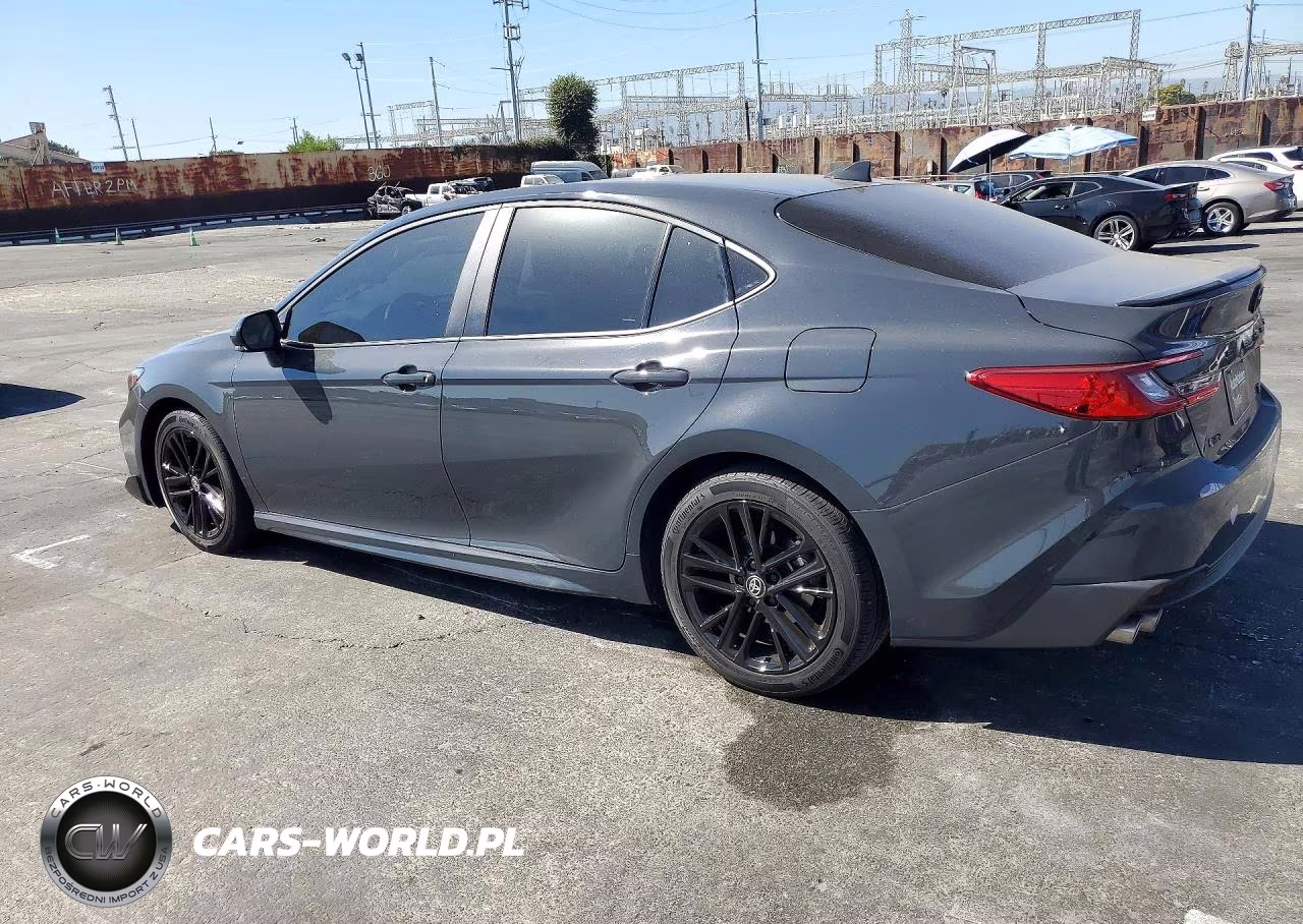 2026 Toyota Camry Xse VIN:4T1DAACK5TU670749 - 2