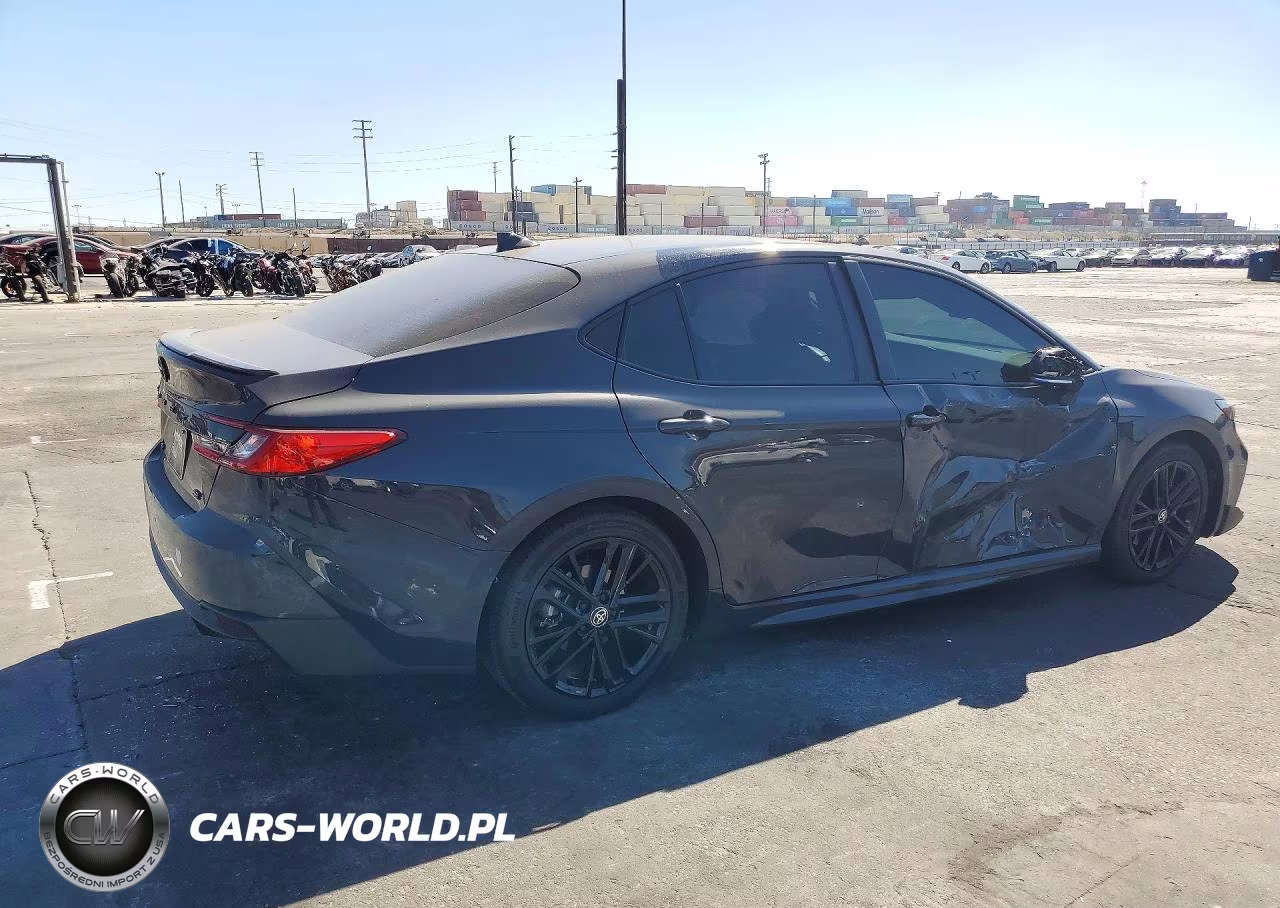 2026 Toyota Camry Xse VIN:4T1DAACK5TU670749 - 3