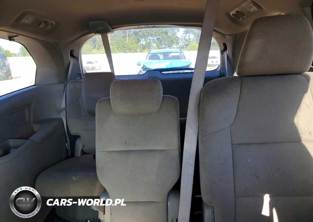 2016 Honda Odyssey Se VIN:5FNRL5H37GB026827 - 10