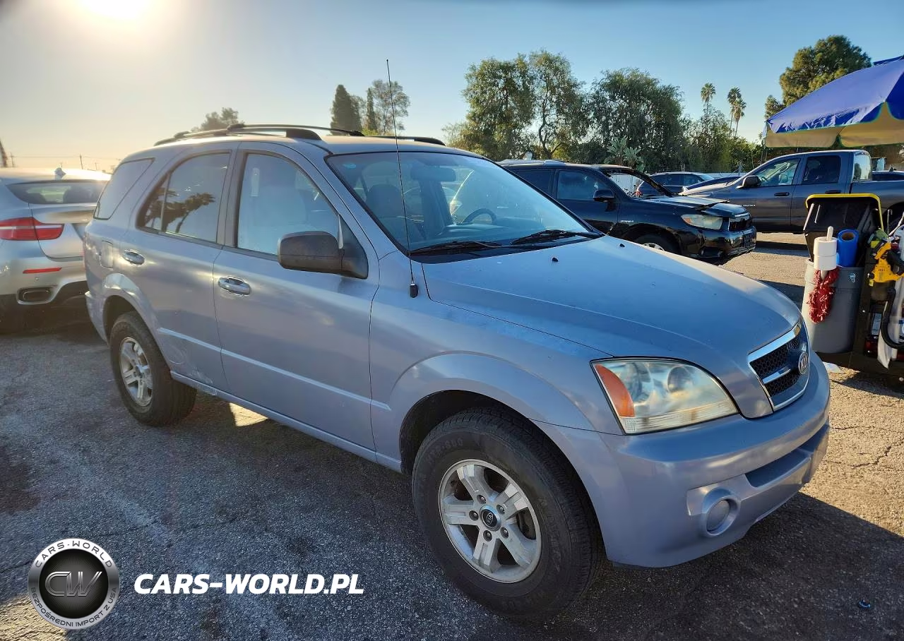 2005 Kia Sorento Lx VIN:KNDJD733X55404182 - 4
