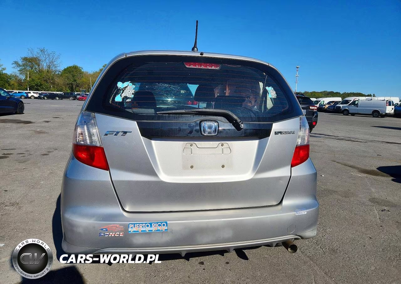 2012 Honda Fit VIN:JHMGE8H36CS009015 - 6