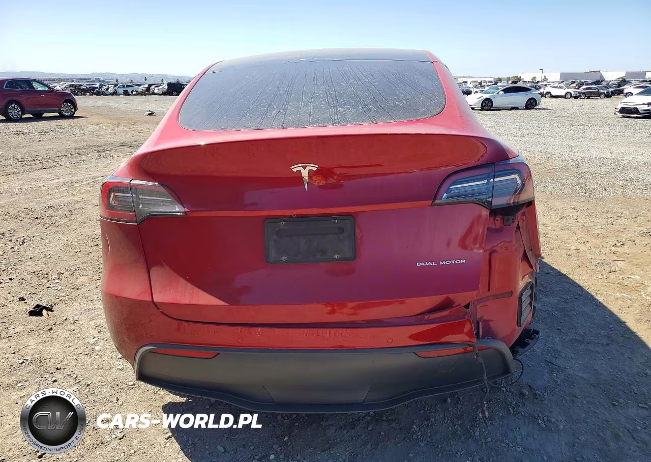 2022 Tesla Model Y VIN:7SAYGDEE6NF342154 - 6