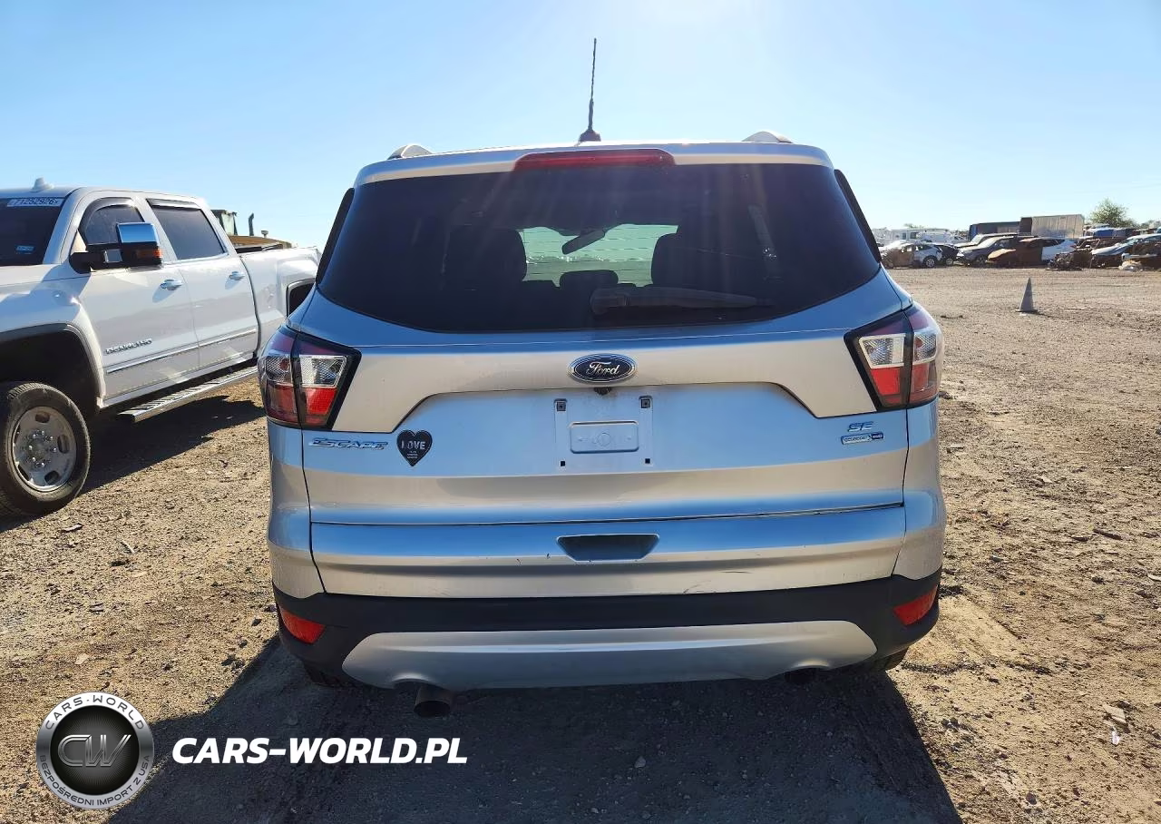 2018 Ford Escape Se VIN:1FMCU9GD9JUB45820 - 6