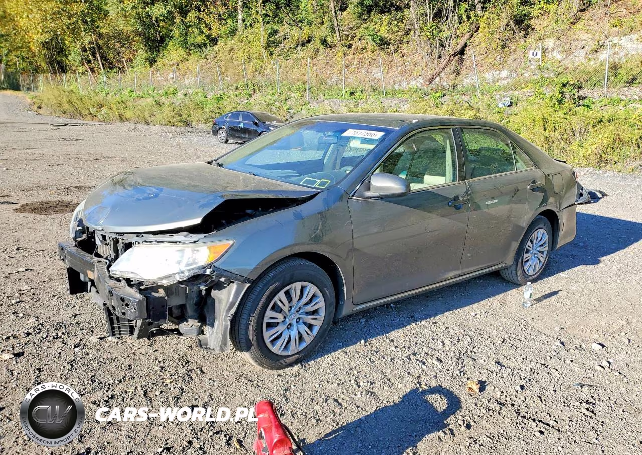 2014 Toyota Camry Le VIN:4T4BF1FK9ER399627 - 1