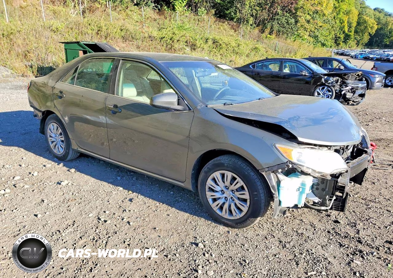 2014 Toyota Camry Le VIN:4T4BF1FK9ER399627 - 4