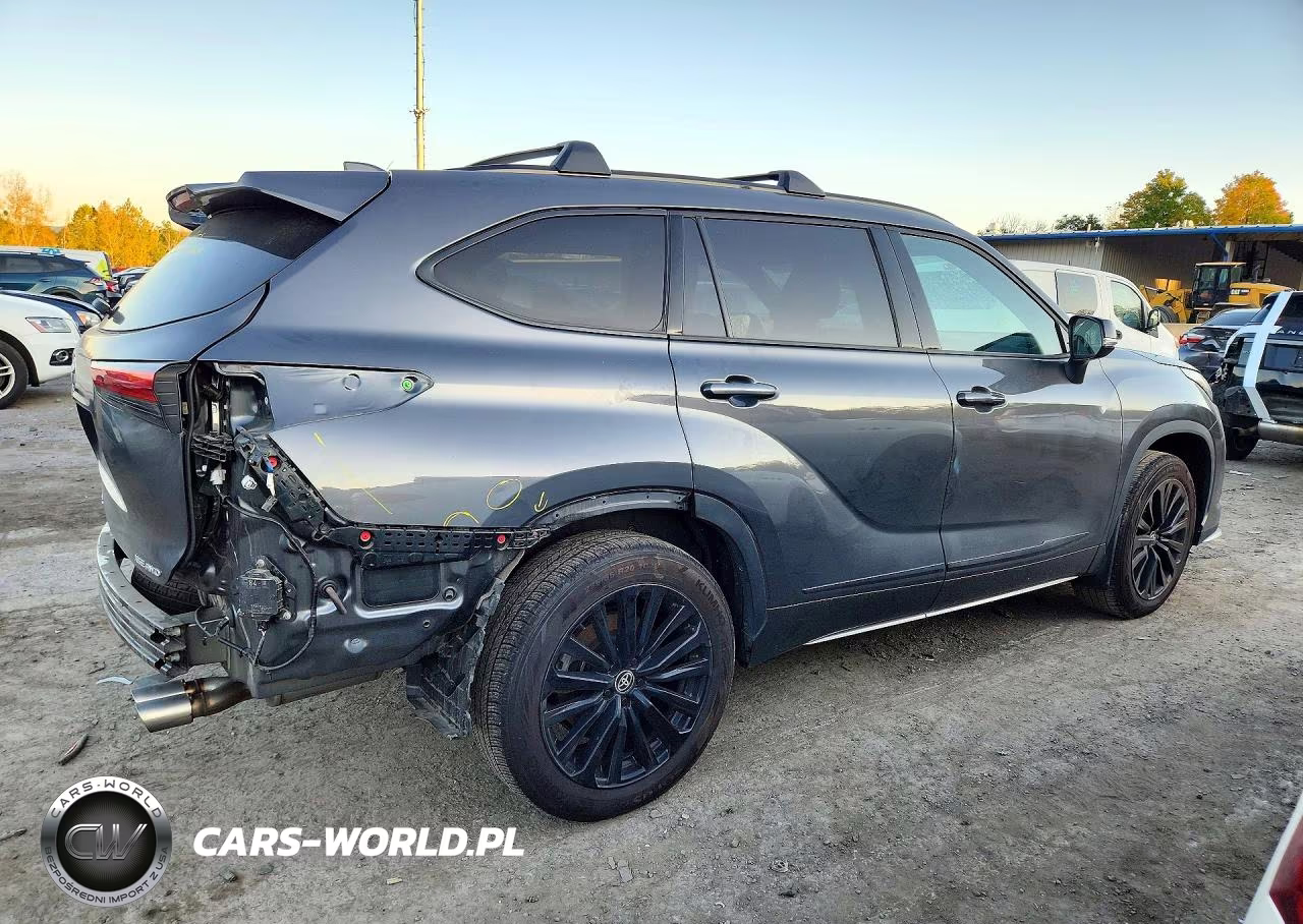 2023 Toyota Highlander Xse VIN:5TDKDRBH2PS015451 - 3