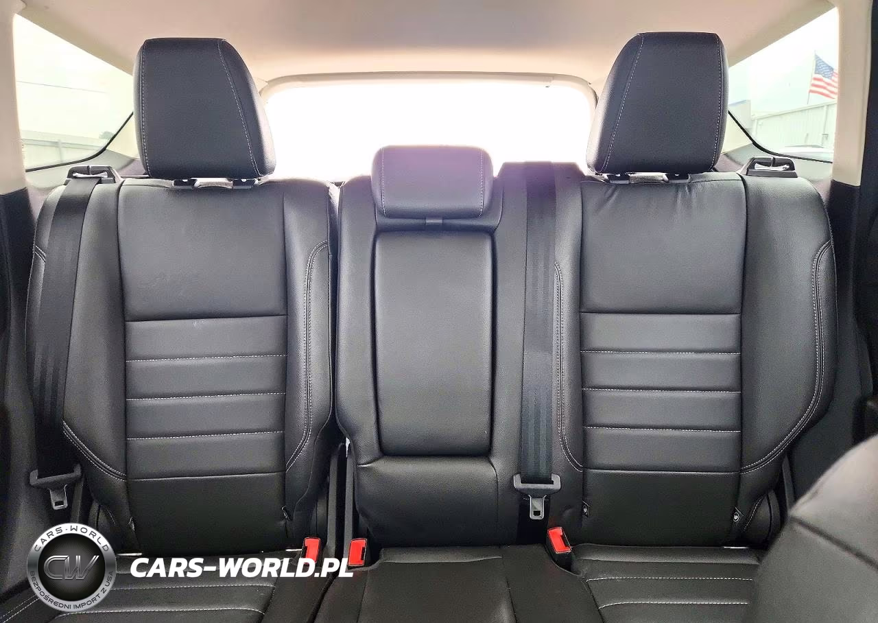 2015 Ford Escape Titanium VIN:1FMCU0J98FUB68156 - 10