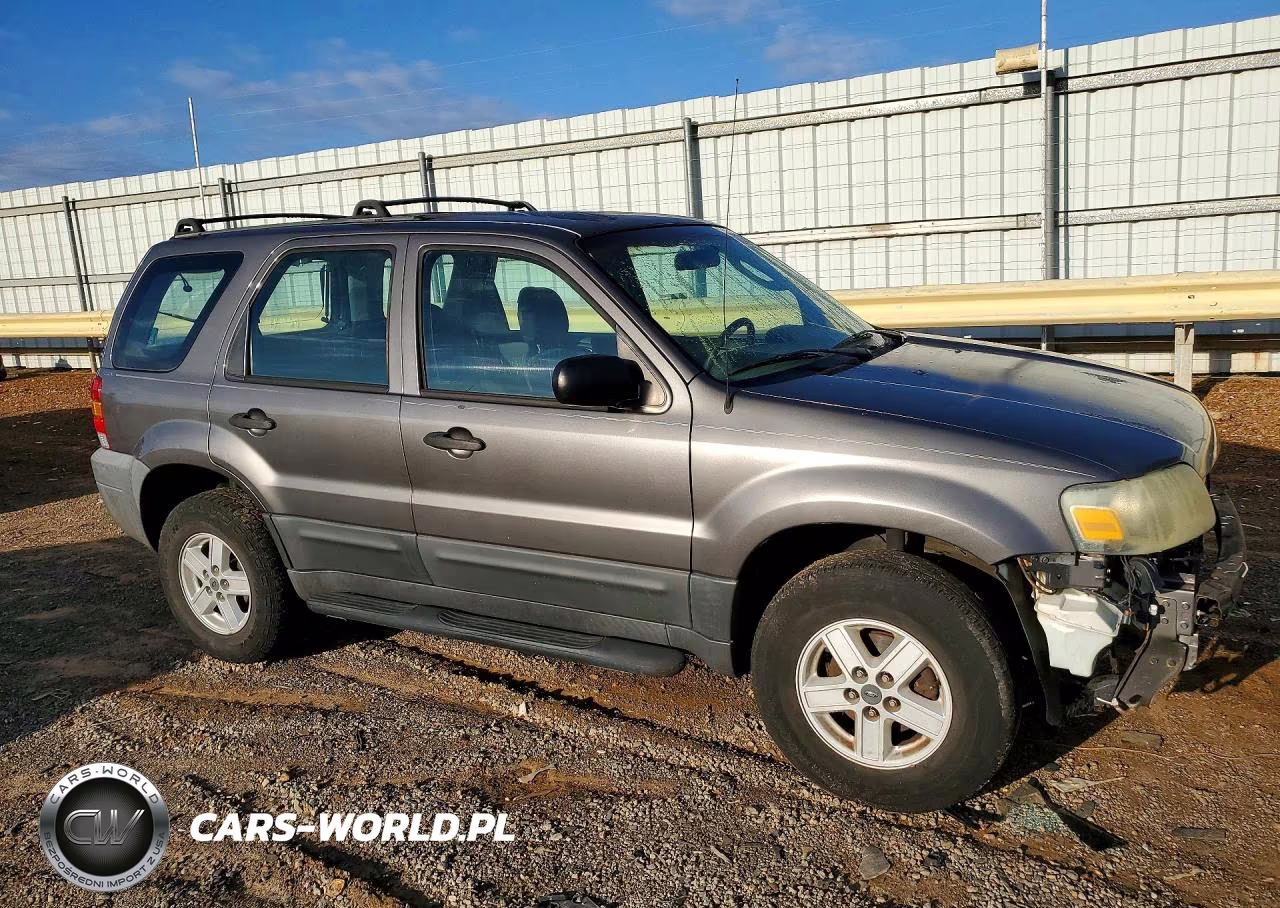 2005 Ford Escape VIN:1FMYU92Z75DA03836 - 4