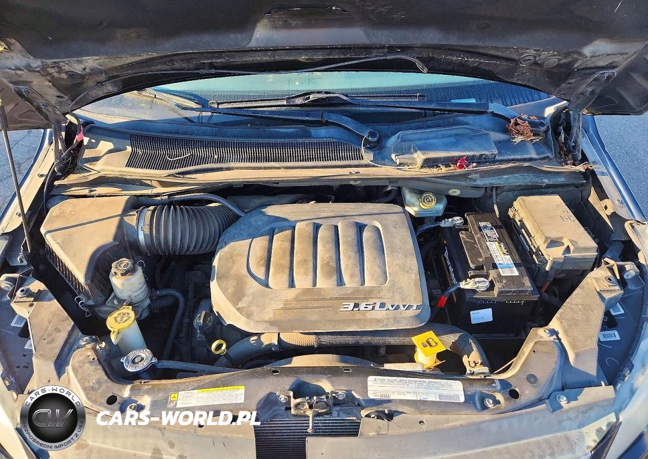 2012 Volkswagen Routan Se VIN:2C4RVABGXCR321319 - 12