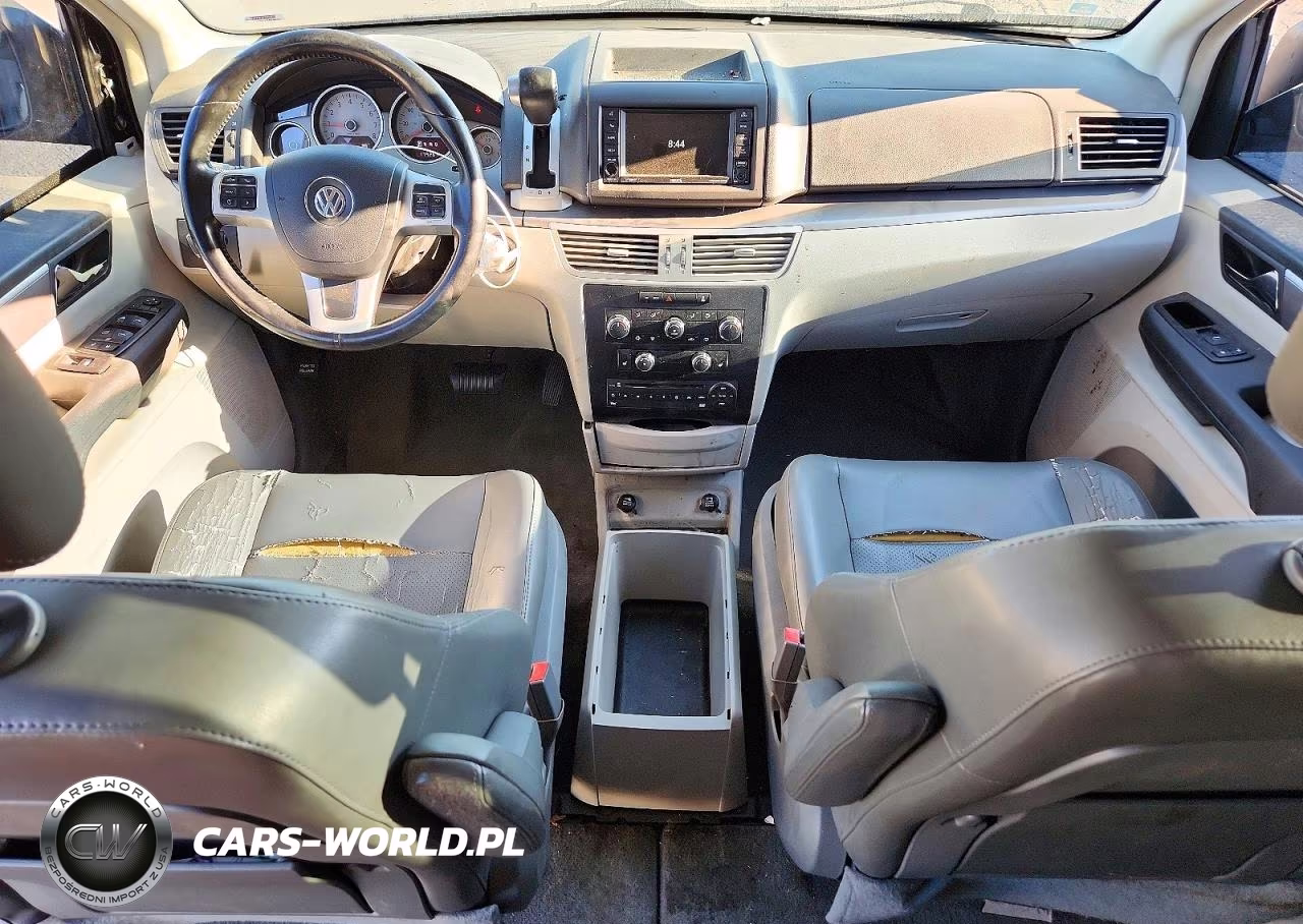 2012 Volkswagen Routan Se VIN:2C4RVABGXCR321319 - 8