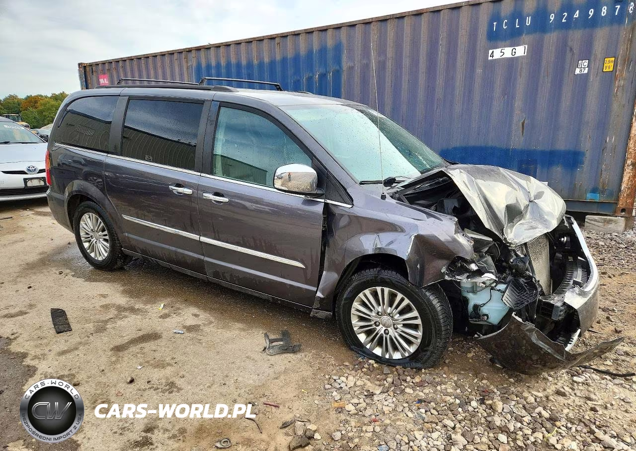 2016 Chrysler Town & Country Touring L VIN:2C4RC1CG2GR150513 - 4