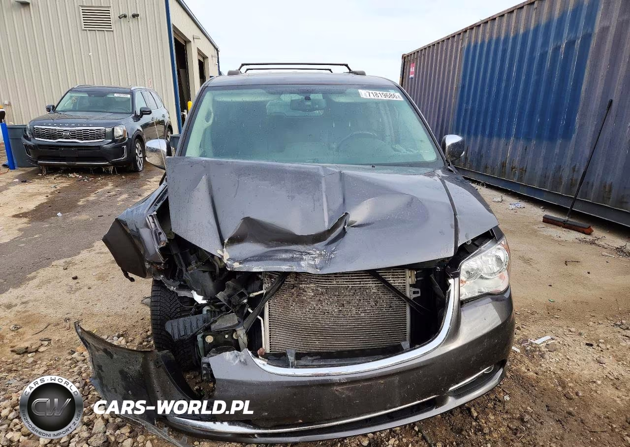 2016 Chrysler Town & Country Touring L VIN:2C4RC1CG2GR150513 - 5