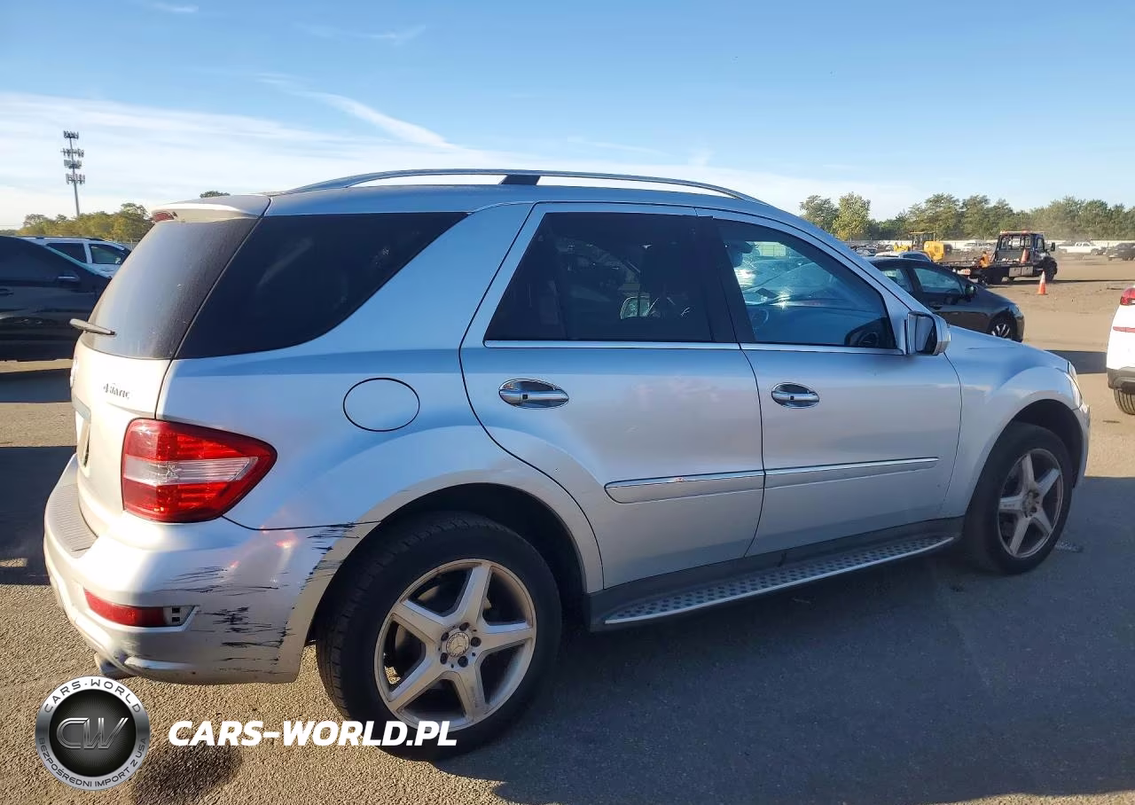 2010 Mercedes-Benz Ml 550 4Matic VIN:4JGBB7CB0AA546104 - 3