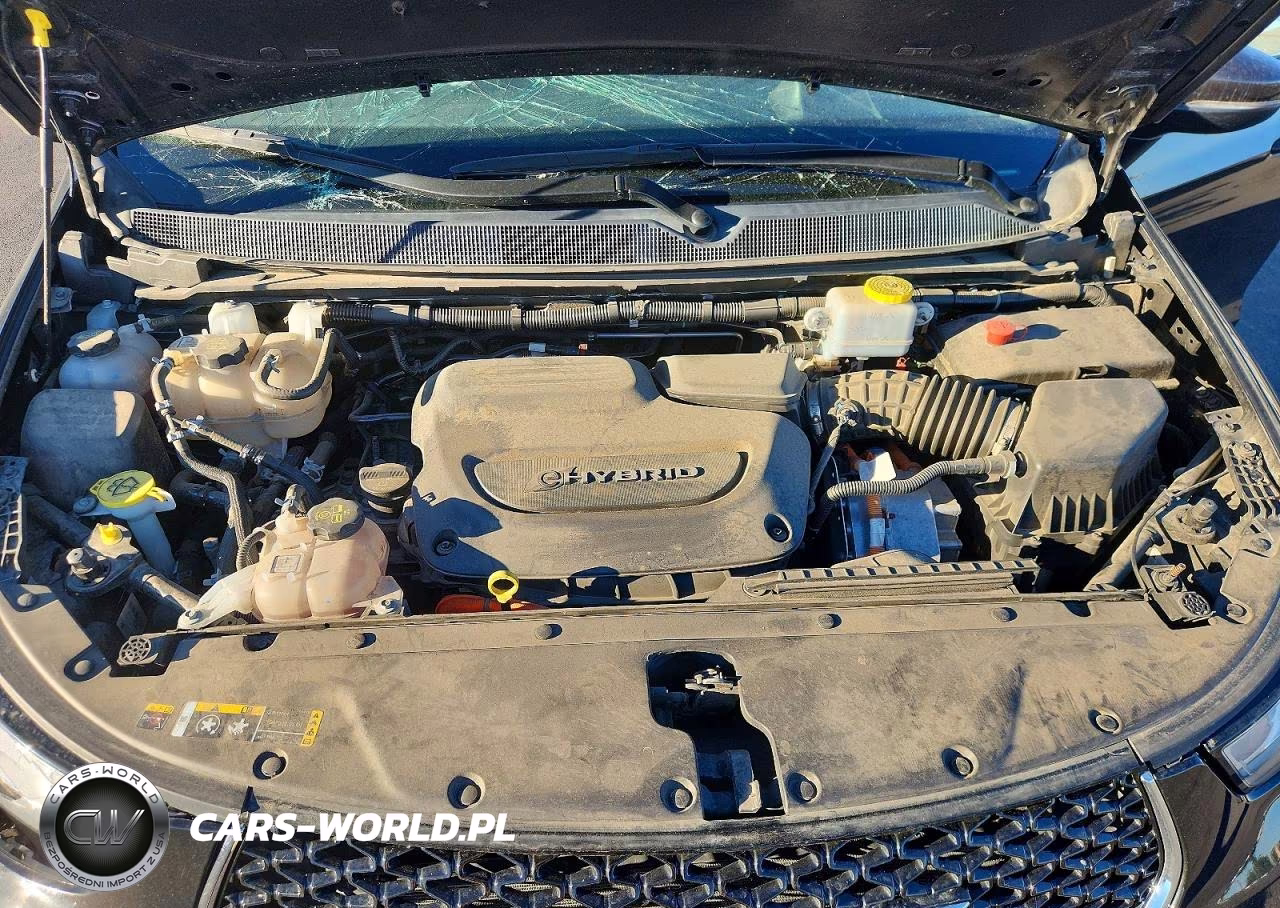 2023 Chrysler Pacifica Hybrid Touring L VIN:2C4RC1L74PR632562 - 12