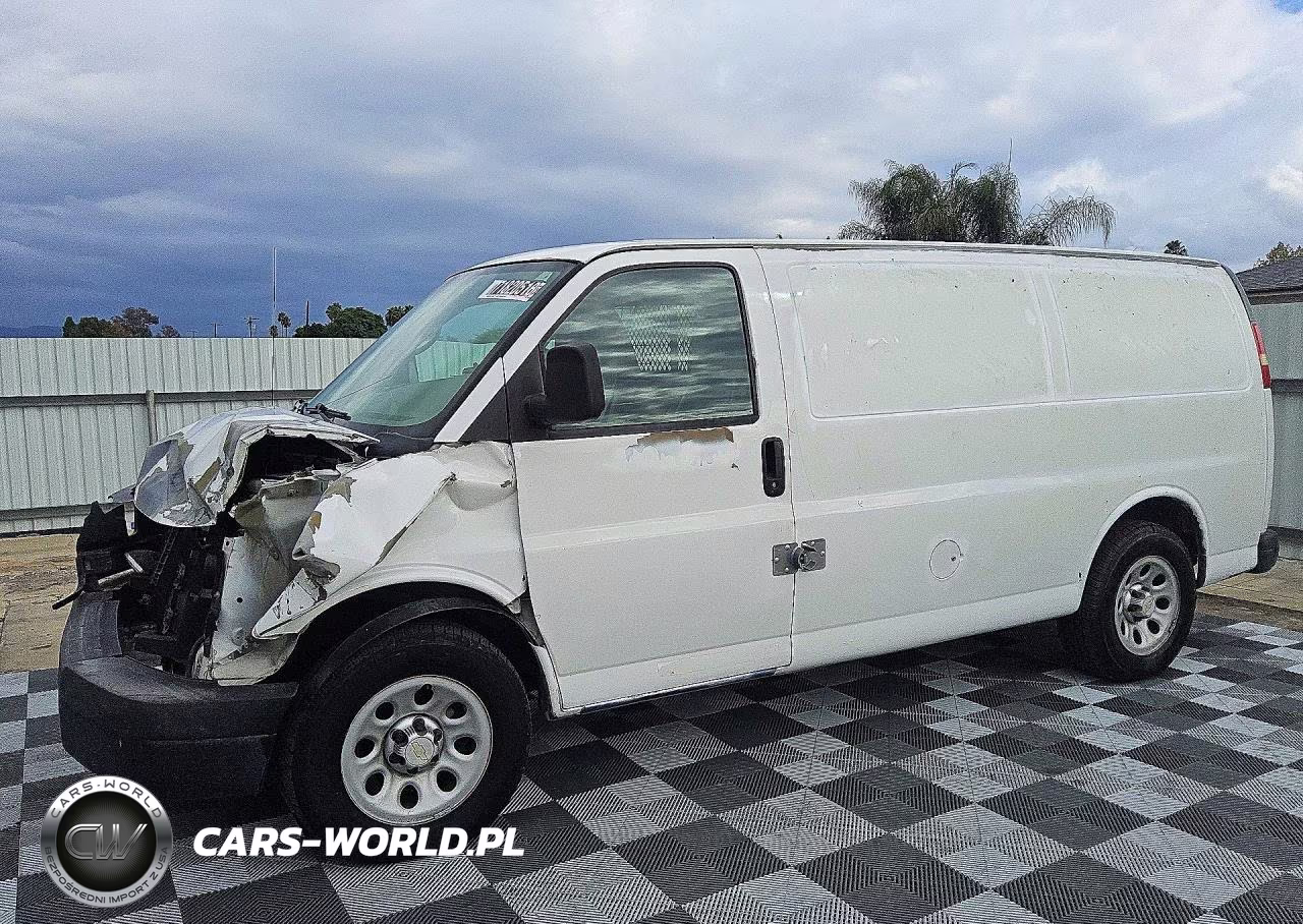 2012 Chevrolet Express G1500 VIN:1GCSGAFX0C1186457 - 1